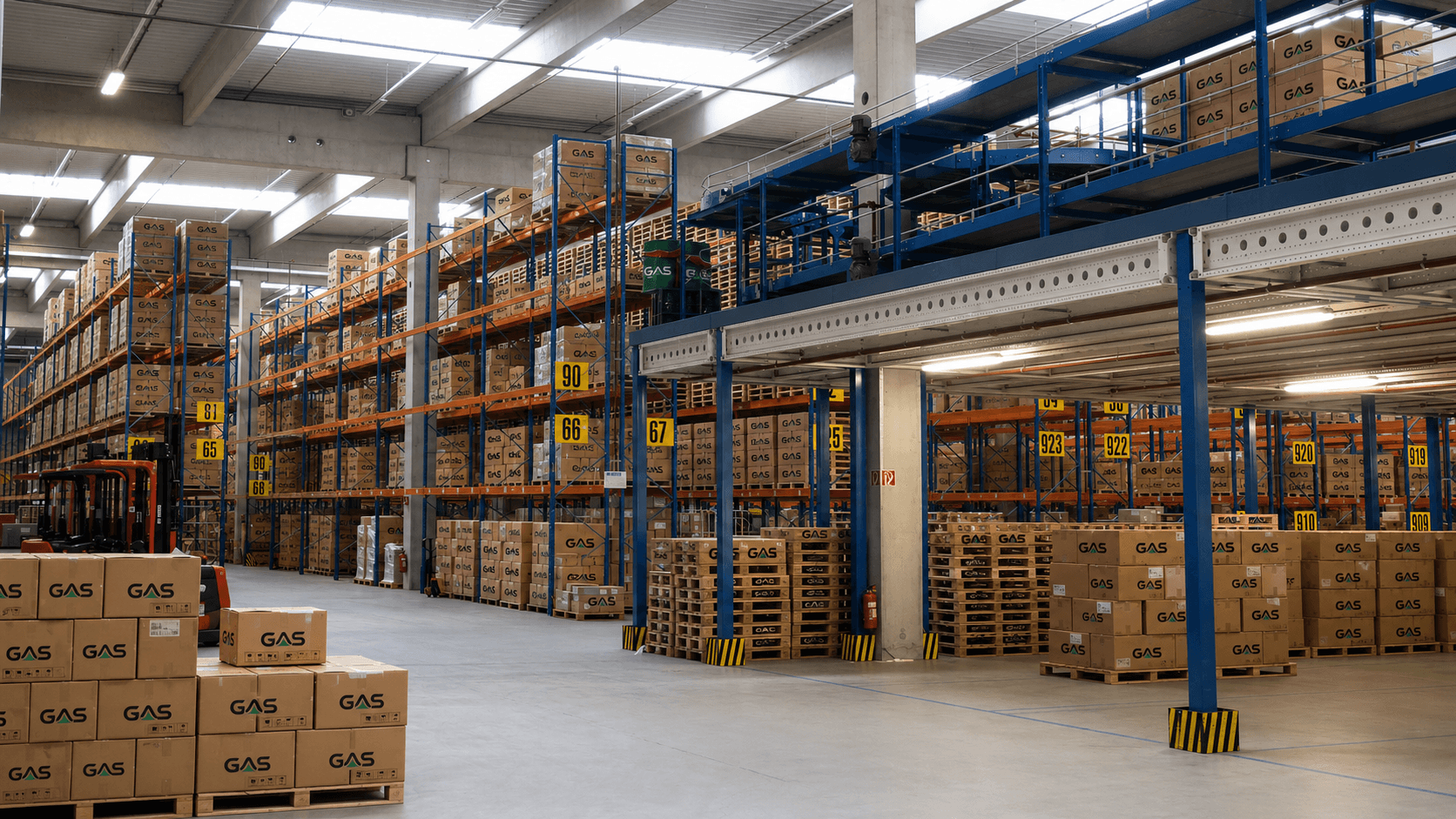 Ilustrasi pengadaan & logistik PT Global Artha Strategic